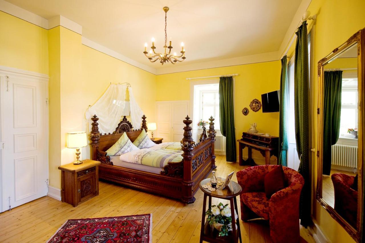Schlosshotelgedern Bagian luar foto