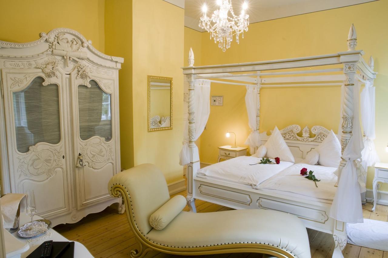 Schlosshotelgedern Bagian luar foto